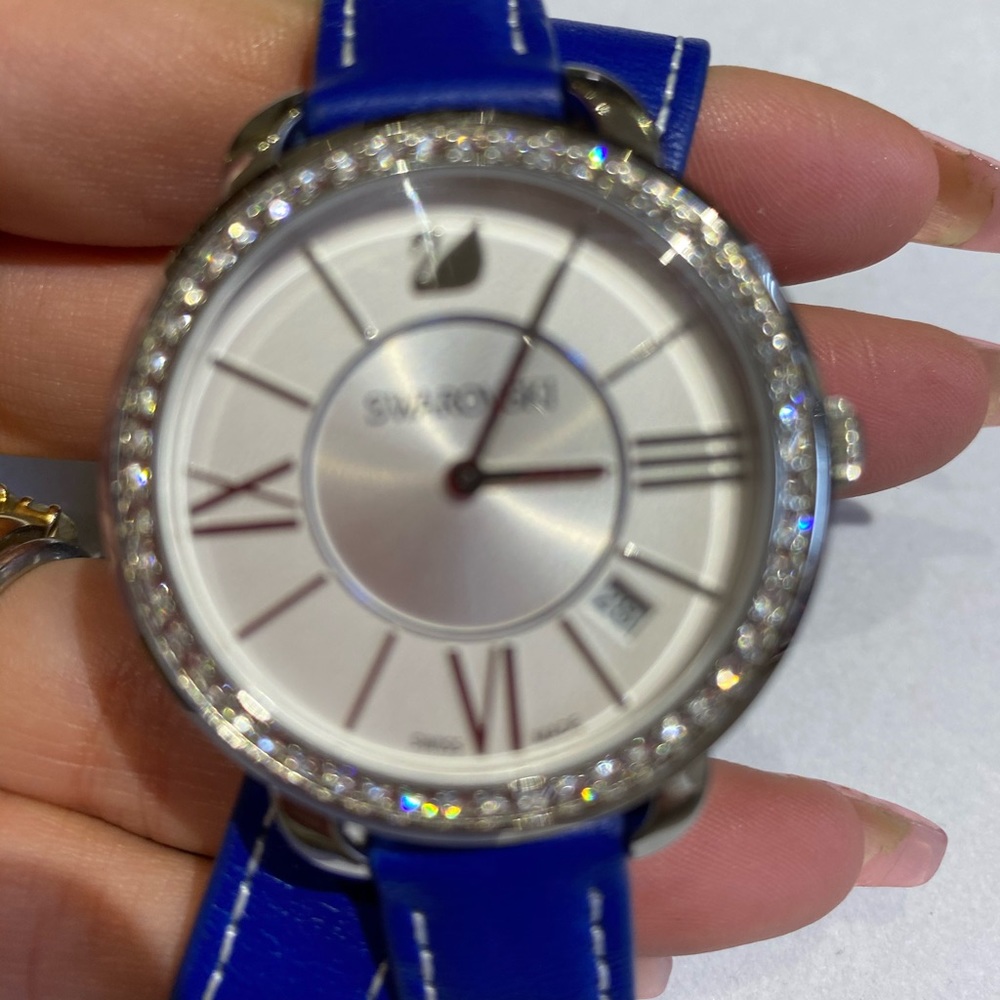Swarovski Wrap watch